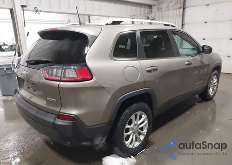 2019 Jeep Cherokee Latitude 4X4 z USA, uszkodzony, nr VIN 1C4PJMCB6KD486681